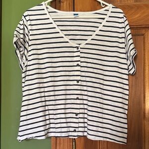 Old Navy Black and White Striped Button-Up Tee